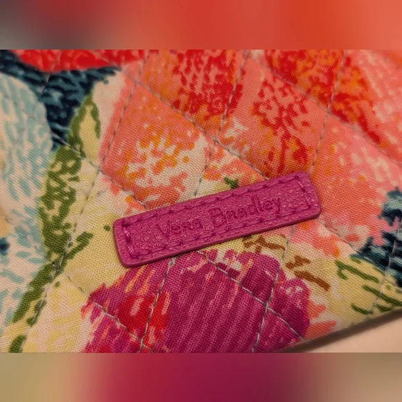 Vera Bradley Wristlet - NWT - Pink/Blue Floral 8x4.5 Inches - Picture 11 of 11
